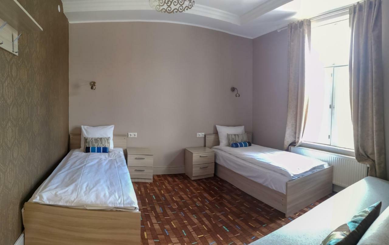 Villa Kadriorg Hostel 탈린 외부 사진